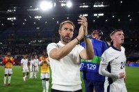 Саутгейт оцінив гнів англійських фанатів, які кидалися пивними склянками