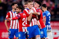 Довбик оформив дубль в матчі з «Алавесом» та допоміг «Жироні» вкотре очолити Ла Лігу – святкування українця в стилі Роналду