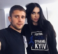 Динамівці: життя за межами поля