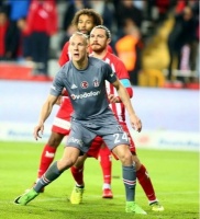 Домагой Віда дебютував за «Бешикташ»