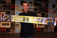 Нойштедтер перейшов до «Фенербахче»