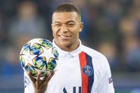 «Будущее футбола в руках Мбаппе». Футбольный мир ждёт нового Короля