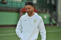 «Я хоча б українською можу спілкуватися. Що мені цій людині доводити?» — Ярмоленко відповів Леоненку