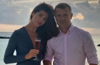 Как жена поздравила Реброва с днем рождения