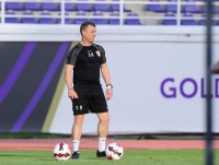 Реброву дісталося від журналіста: українського фахівця жорстко звинуватили у поганих результатах Аль-Айну