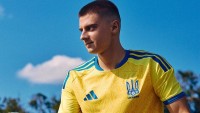 Збірна України офіційно презентувала нову форму, в якій зіграє у вирішальних матчах відбору до ЧС-2026