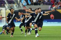 Кубок КОНКАКАФ: Канада сенсаційно вилетіла, США ледь не зганьбилися з Коста-Рікою, але пролізли до півфіналу