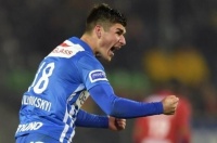 Маліновський забив зі штрафного команді Безуса