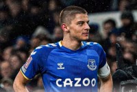 Завоював симпатію вболівальників: Миколенка визнали кращим гравцем «Евертона» у квітні