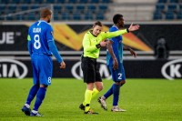 Катерина Монзуль не знає правил гри у футбол? Українські арбітри наварили з заміною в матчі «Гент» - «Слован»