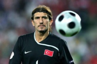 Відомий голкіпер «Бешикташа» підтримав Бойка