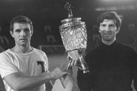 Віктор Банников, воротар і президент