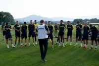 Попов під наглядом лікарів, решта у строю: збірна України готується до приїзду легіонерів з Англії, Італії та Бельгії