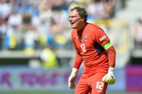 «Хотіли відправити додому»: Пятов у прощальному матчі за збірну України ризикнув здоров'ям, граючи з пошкодженням