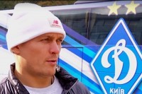Усик в компании Шевченко посетил игру «Динамо» – «Шахтер»
