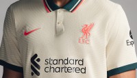 «Ливерпуль» стильно представил новую экипировку с упоминанием о большой трагедии