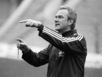 Хто сумнівався в універсалізмі 