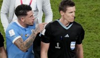 Захиснику Уругваю, що обізвав суддів шахраями та вдарив співробітника ФІФА загрожує довготривала дискваліфікація