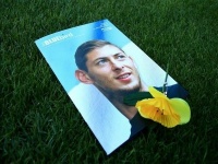 Тіло із затонулого літака Сали дістали з води 