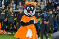 «Посади крота за стол…» или Как «Динамо» и «Шахтер» делили «Олимпийский»