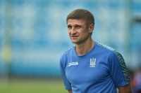 Володимир Єзерський підписав контракт із «Карпатами»