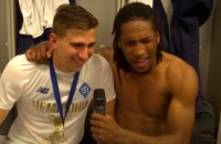 «Как дела, брат?»: Динамовец Родригес взял интервью у одноклубников в чемпионской раздевалке