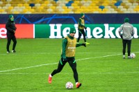 Гравці «Ференцвароша» випробували газон «Олімпійського»