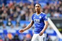 Англійські топ-клуби борються за лідера «Лестера»