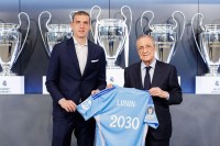 Лунін продовжив контракт з «Реалом». Не до 2028 року - офіційно!