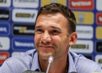 Шевченко проти матчу з Аргентиною, за натуралізацію Ісмаїлі, а також розповів про можливі зміни в тренерському штабі та кадрові втрати збірної