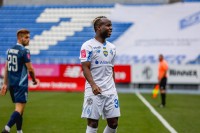 Підтримує форму: Діалло на батьківщині активно готується до нового сезону