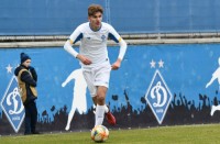 Донька Суркіса розважилась у супермаркеті із захисником «Динамо»