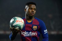 Ансу Фати из-за разрыва мениска может пропустить до четырёх месяцев