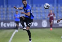 По вине «Ференцвароша» Ребров не сумел заполучить талантливого защитника - он уже подписался на инстаграм «Динамо»