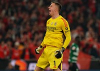 Трубін в кроці від рекорду десятиліття в чемпіонаті Португалії: що треба зробити воротарю «Бенфіки»