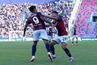 Асист Маліновського. «Болонья» з голом на 90+9-й хвилині здолала «Дженоа»