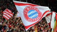 Фанати «Баварії» приєдналися до цькування Зозулі
