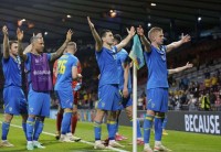 Збірна України спричинила мовний резонанс – Зінченку та іншим зіркам наполегливо радять відмовлятися від російської