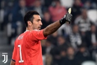 500 матчів за «Ювентус» в Італії: кращі сейви Буффона