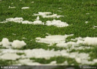 Хлопець утік, коли дівчина зробила йому пропозицію під час футбольного матчу