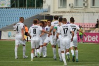 ЛНЗ: мільйонер зі списку Форбс, аграрний бізнес та тренер-новачок