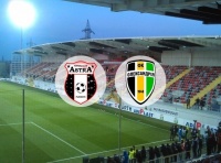 Букмекери оцінили шанси «Астри» і «Олександрії» у першому матчі