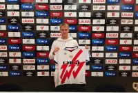 Вихованець «Динамо» перейшов до іспанської команди: агентство Зозулі взяло участь у трансфері до клубу, вболівальники якого називають Романа «нацистом»