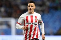 «Йому дали жовту за безглузду спробу зупинити штрафний»: тренер «Сандерленду» пояснив ранню заміну Русина