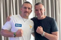 Голова УАФ Шевченко привітав Усика з перемогою