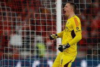 Стало відомо, скільки заробляє Анатолій Трубін в «Бенфіці»