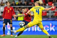 «Геній бере м'яч та вирішує гру»: іспанські ЗМІ - про матч з Україною