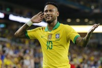 Збірна Бразилії обіграла Японію в товариському матчі завдяки голу Неймара