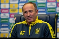 «Не треба мені стільки – люди не зрозуміють»: Петраков попросив знизити зарплату й отримує в 7-8 разів менше за Шевченка 