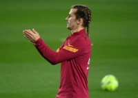 Грізманн не забив у порожні ворота «Реал Сосьєдада» – відео божевільного промаху в стилі Супряги